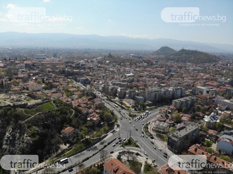 Променят работата на светофарите в Пловдив, 10 възлови кръстовища ще бъдат с облекчени завои