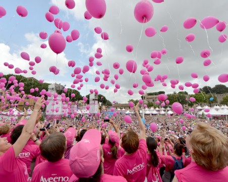 55 000 лева от покер турнири отиват за прегледи за рак на гърдата у нас