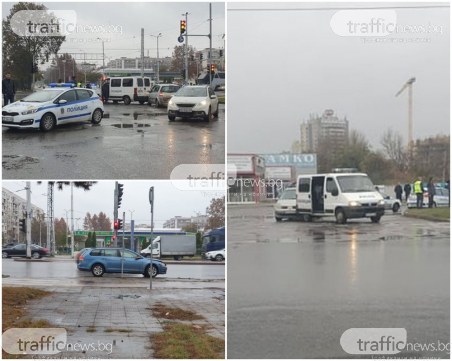Спецбусът, ударен на кръстовище в Пловдив, преследвал нарушител от Столипиново