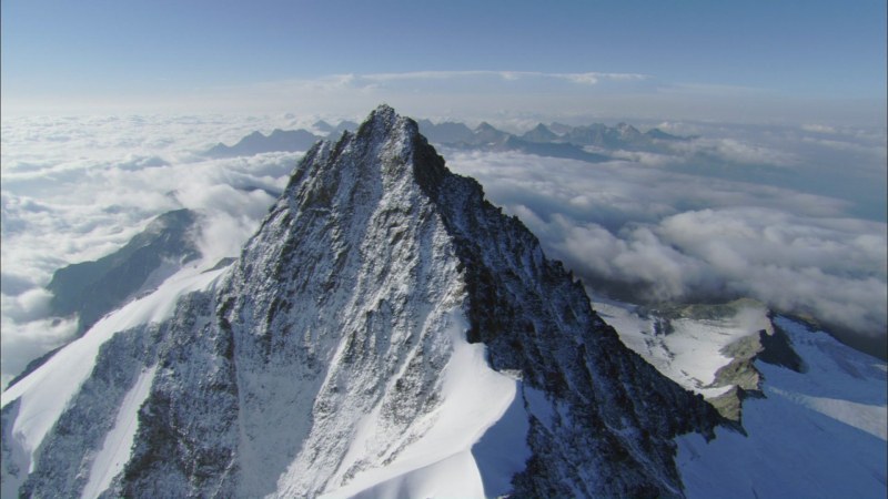 Двама алпинисти загинаха на Монблан