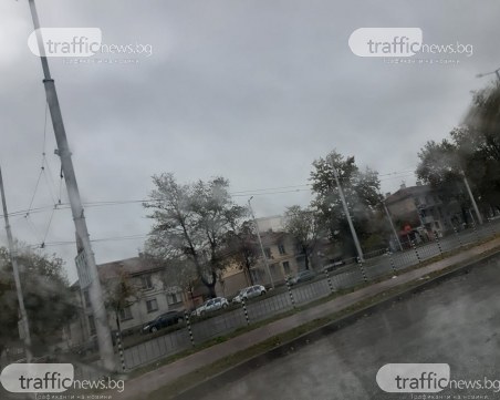 Верижна катастрофа в Пловдив! Три коли се нанизаха на Цариградско шосе