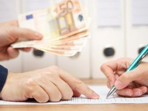 Колко струват кредитите за Коледа 2019?