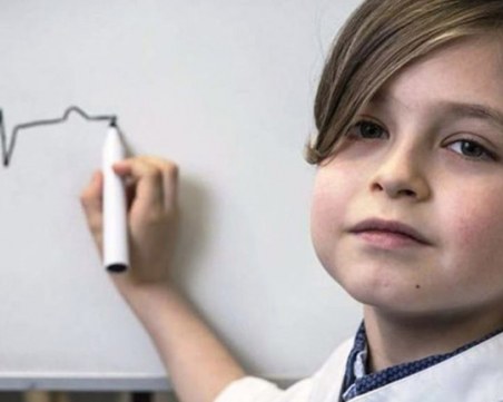 9-годишен вундеркинд завършва университет