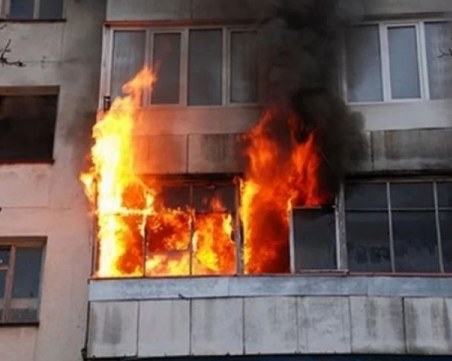 Огнен ад в столицата, има пострадал