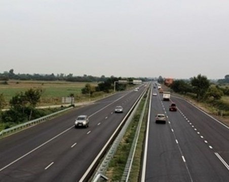 Над 70 са смъртоносните отсечки в страната