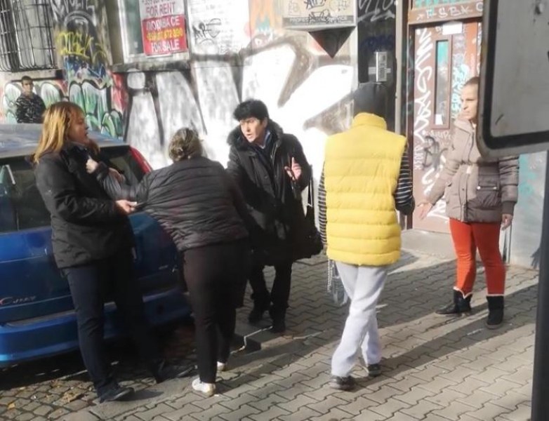 Полицията намери гратисчийката, която ухапа контрольорка в столичен рейс