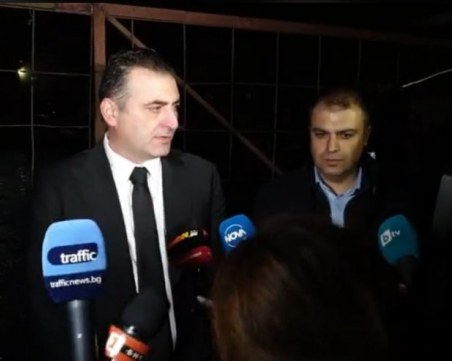 Убиецът от Гагарин изпразнил цял пълнител в жертвите си