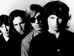 Почина басистът на легендарната група The Doors