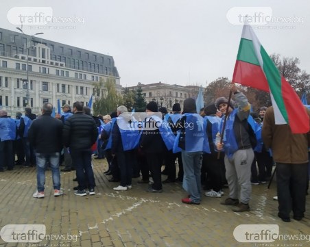 Синидикален протест за болничните обсажда парламента