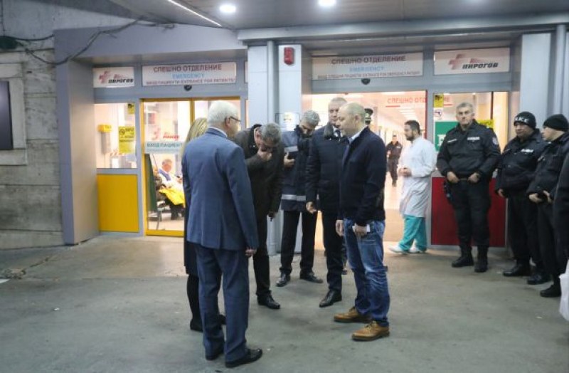 Взривът в Пирогов избухнал заради пациент, който запалил цигара?