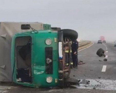 Катастрофиралият камион с мигранти в Македания бил с откраднат номер