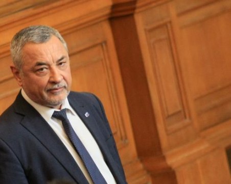 Валери Симеонов: Не е справедливо да ме изкарват враг номер 1, не е човешко