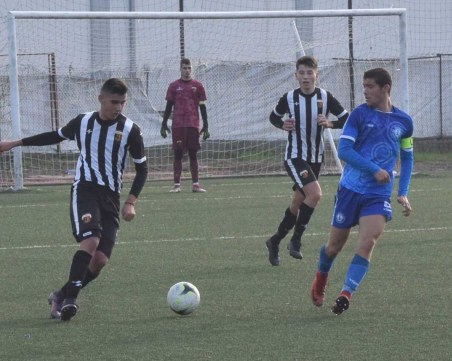 Юношите на Локо на две крачки от Шампионската лига