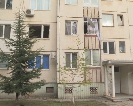 Заради взрив на бойлер: Евакуират вход на блок в Стара Загора