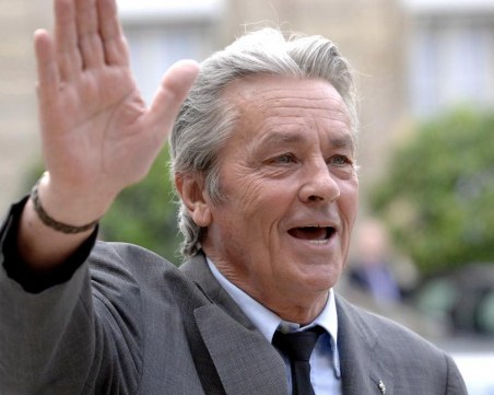 Ален Делон отива на съд заради признаване на бащинство