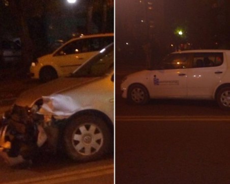 Две коли се удариха в столичен квартал
