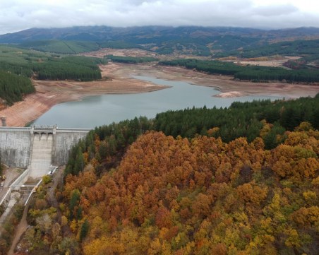 Откриха незаконни отклонения на водата в Перник