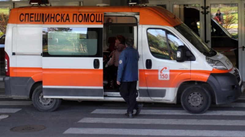 Мъж и жена са ранени при катастрофа на пътя София - Варна