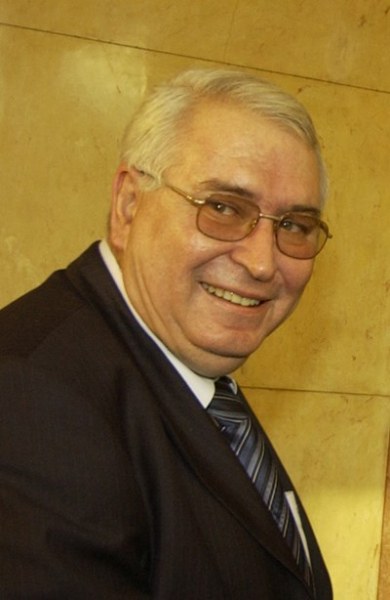 Почина проф. Любен Корнезов. Поклон!