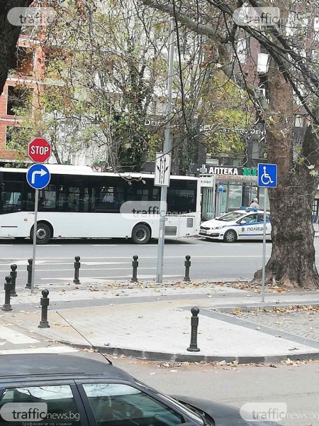 Възрастна пловдивчанка пострада при рязко спиране на автобус на градския транспорт