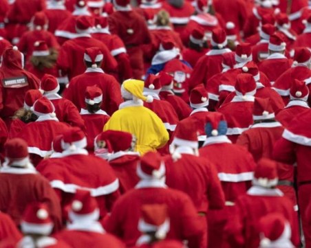 70 Дядо Коледовци се разходиха в австрийски град