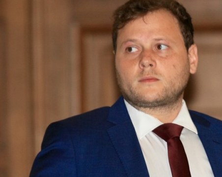 Вълка от София ужили 35 000, две българки въртят финансовата му пирамида