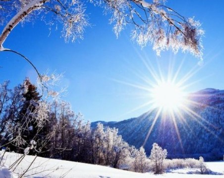 Дъжд и сняг спират по обяд, но студът остава