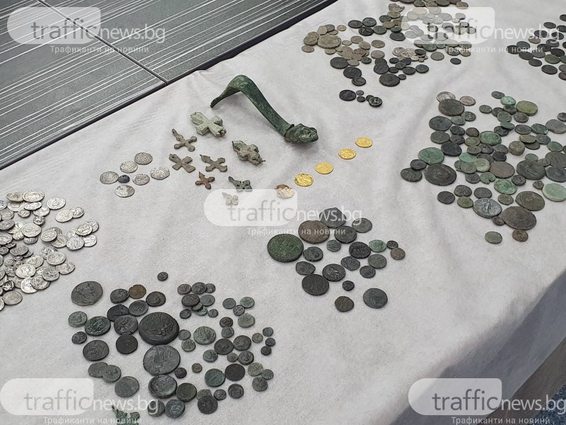 МВР-Пловдив удари канал за антики! Иззети са над 800 старинни монети, двама са арестувани