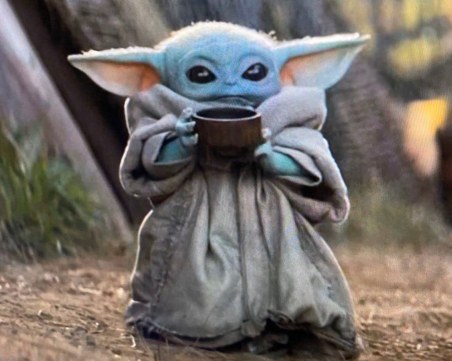 Бебе Йода се превърна в сензация в интернет