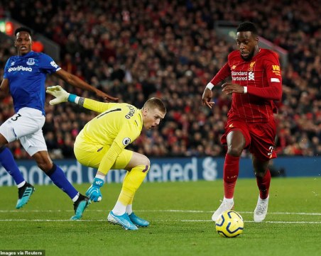 Ливърпул попиля Евертън, Юнайтед вгорчи завръщането на Моуриньо