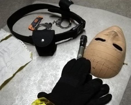 Мъжете, задигнали 20 бона от магазин в Асеновград, с дни оглеждали мястото, за да направят план