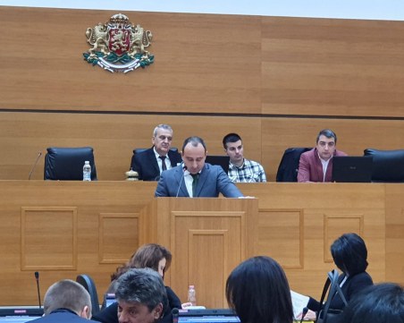 Двама зам.-кметове и двама журналисти предложени в новия УС на 