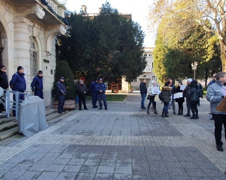 Протестиращите от 