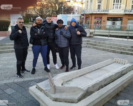 Тервел и звездите от боксовата гала с открита тренировка за деца и фенове