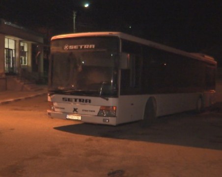 Автобус се запали в движение край Казанлък