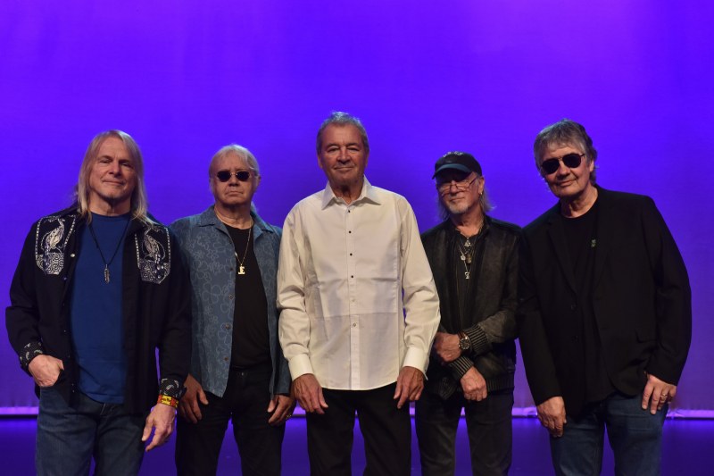 Рок легендите Deep Purple с последен концерт в София тази вечер