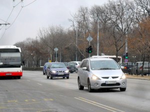 Авариен ремонт затруднява движението на булевард в Пловдив