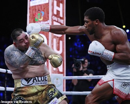 Антъни Джошуа се върна на трона