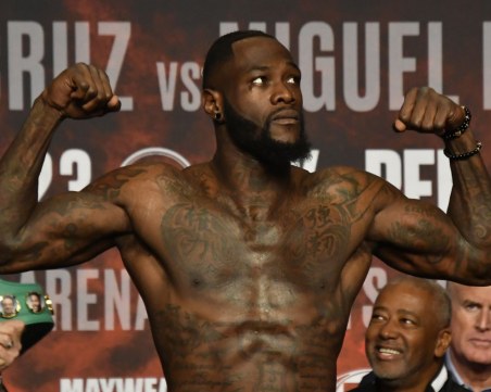 Уайлдър:  Джошуа цяла вечер тичаше около ринга, както отбягва и среща с мен