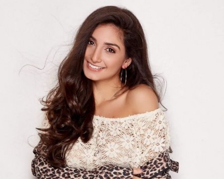 Ангелският глас Християна Лоизу вдига гръцко парти в Пловдив през декември