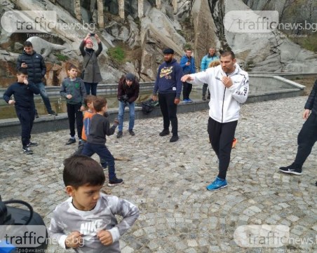 Кобрата срещу Джошуа, а Тервел срещу Дешон в Пловдив!