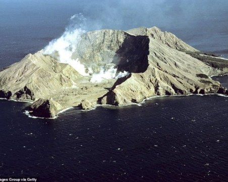 Няма надежда за изчезналите при изригналия вулкан на острова в Нова Зеландия