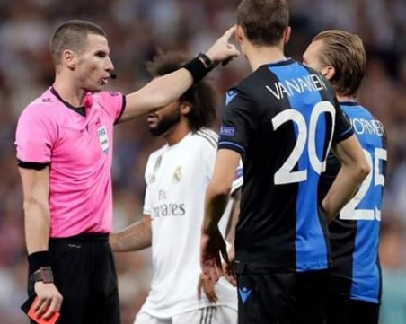 Правилникът показва: Кабаков правилно отмени гол на Лудогорец