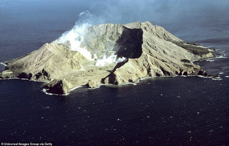 Няма надежда за изчезналите при изригналия вулкан на острова в Нова Зеландия
