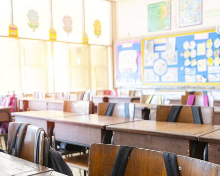 Ден на траур във врачанското училище, в което почина 13-годишно момиче