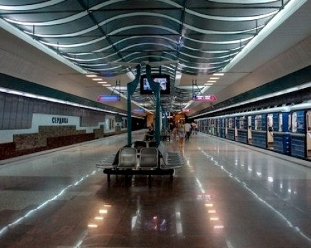 Съобщиха за бомби в 25 московски метростанции