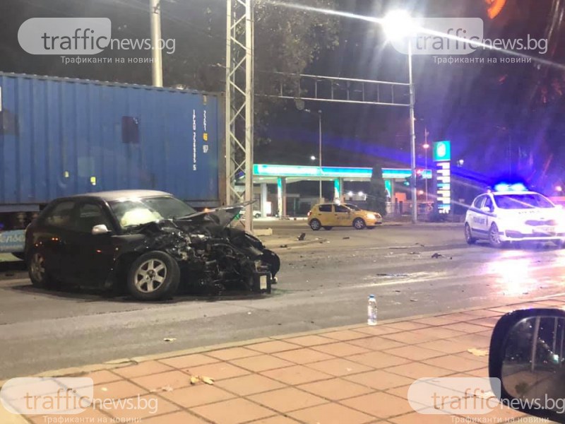 Двама младежи са пострадали при катастрофата на Цариградско шосе в Пловдив