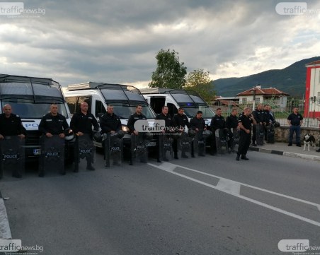 Ново меле между ромски кланове в Подбалкана, нападнаха и полицаи