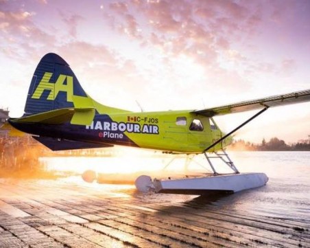 Първият комерсиален електрически самолет направи тестов полет