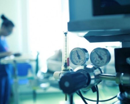 След проверката за смъртта на малкия Алекс - педиатърката отново на работа